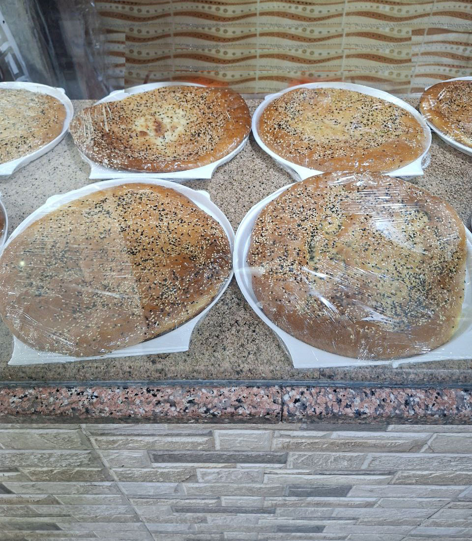 فروج وفلافل