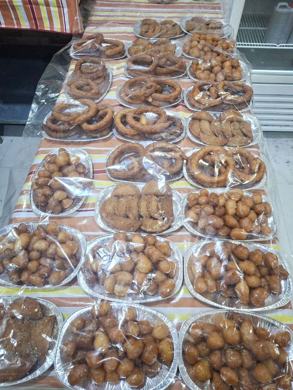 فروج وفلافل